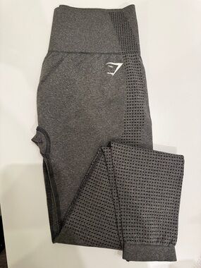 Gymshark Seamless Gray Leggings Womens Medium High Waisted Workout Activewear